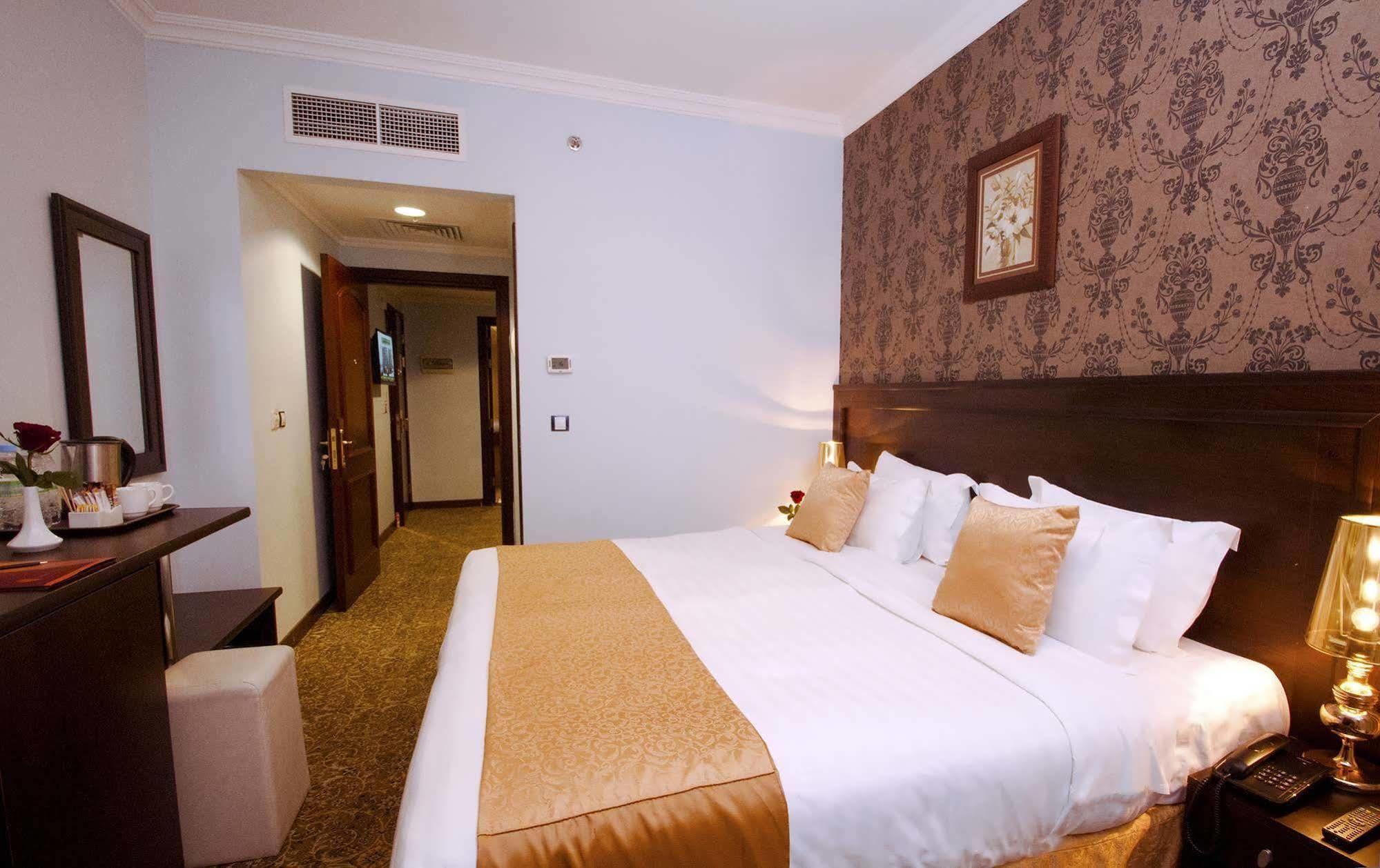 Deyar Al Eiman Hotel Medina Exterior photo